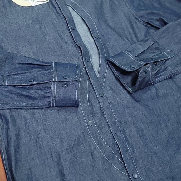 NWT Oqliq Tech Shirt - Picture 7 of 9